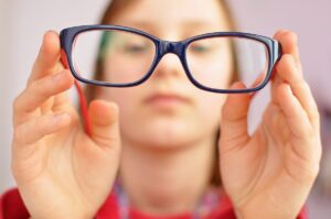 wada wzroku u dziecka